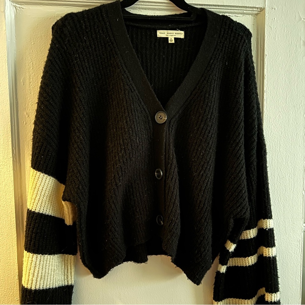 Black&White shaggy sweater